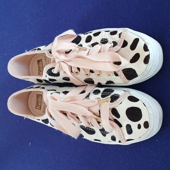 Keds for KATE SPADE. COW PRINT Fake fur. With light pink and gold accents. ✨️ - Picture 4 of 6